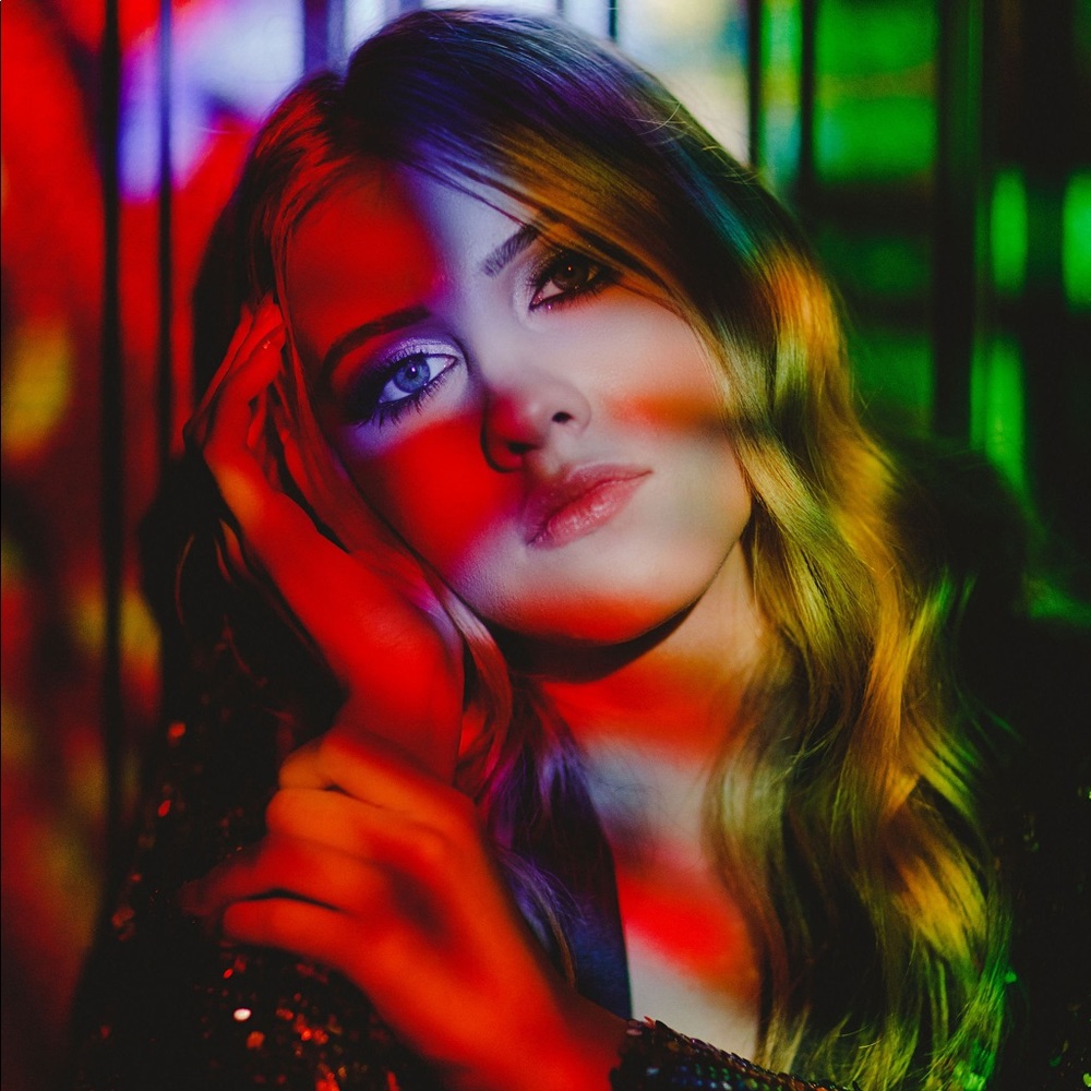 Meet your Posher, Andrina